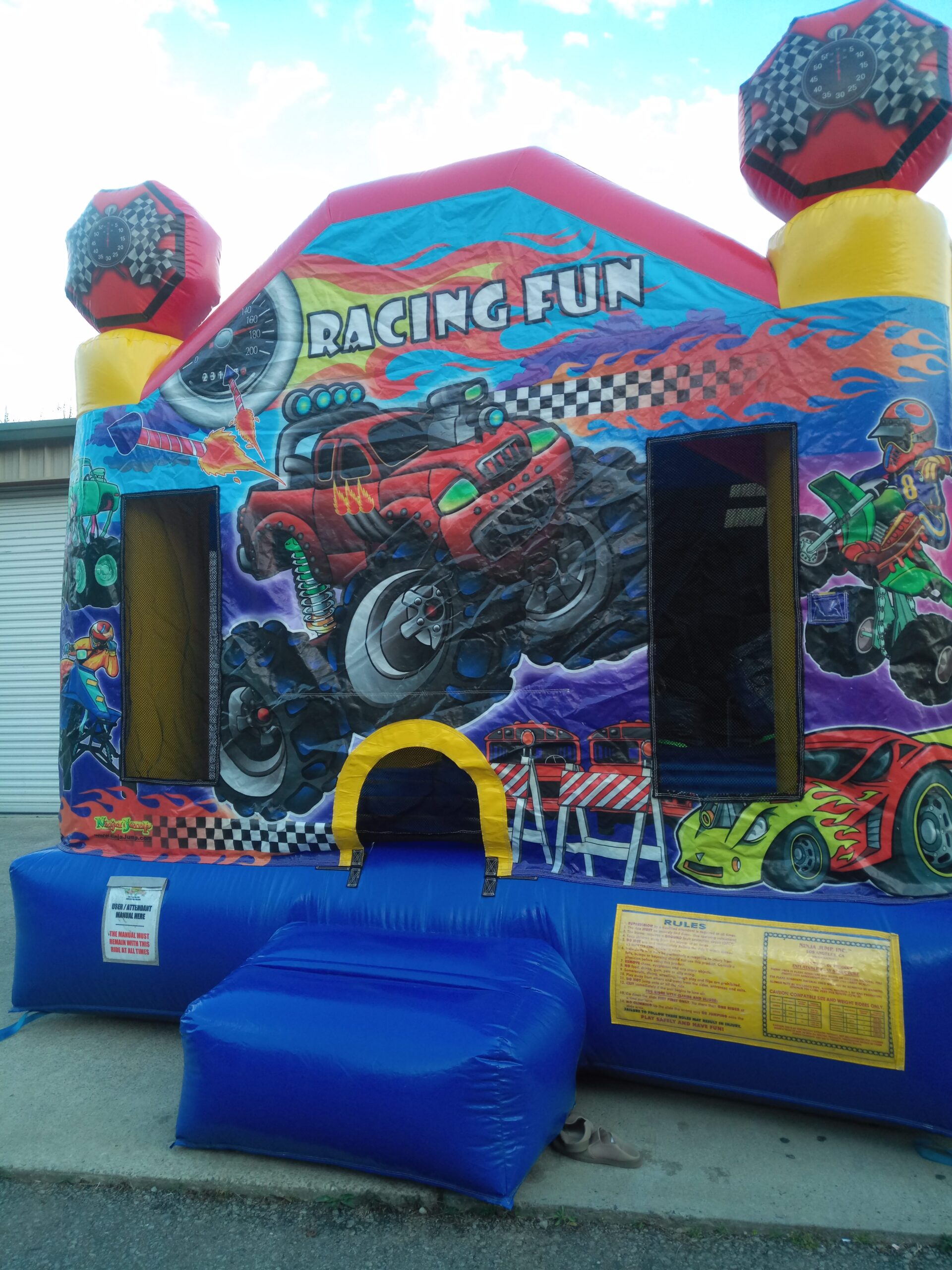 racing fun bounce house front